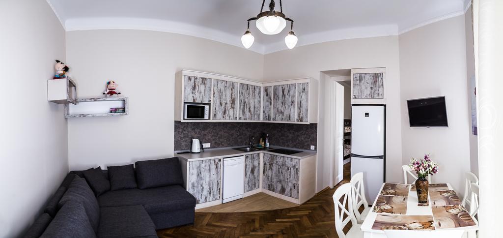 Apartments White House إلفيف الغرفة الصورة